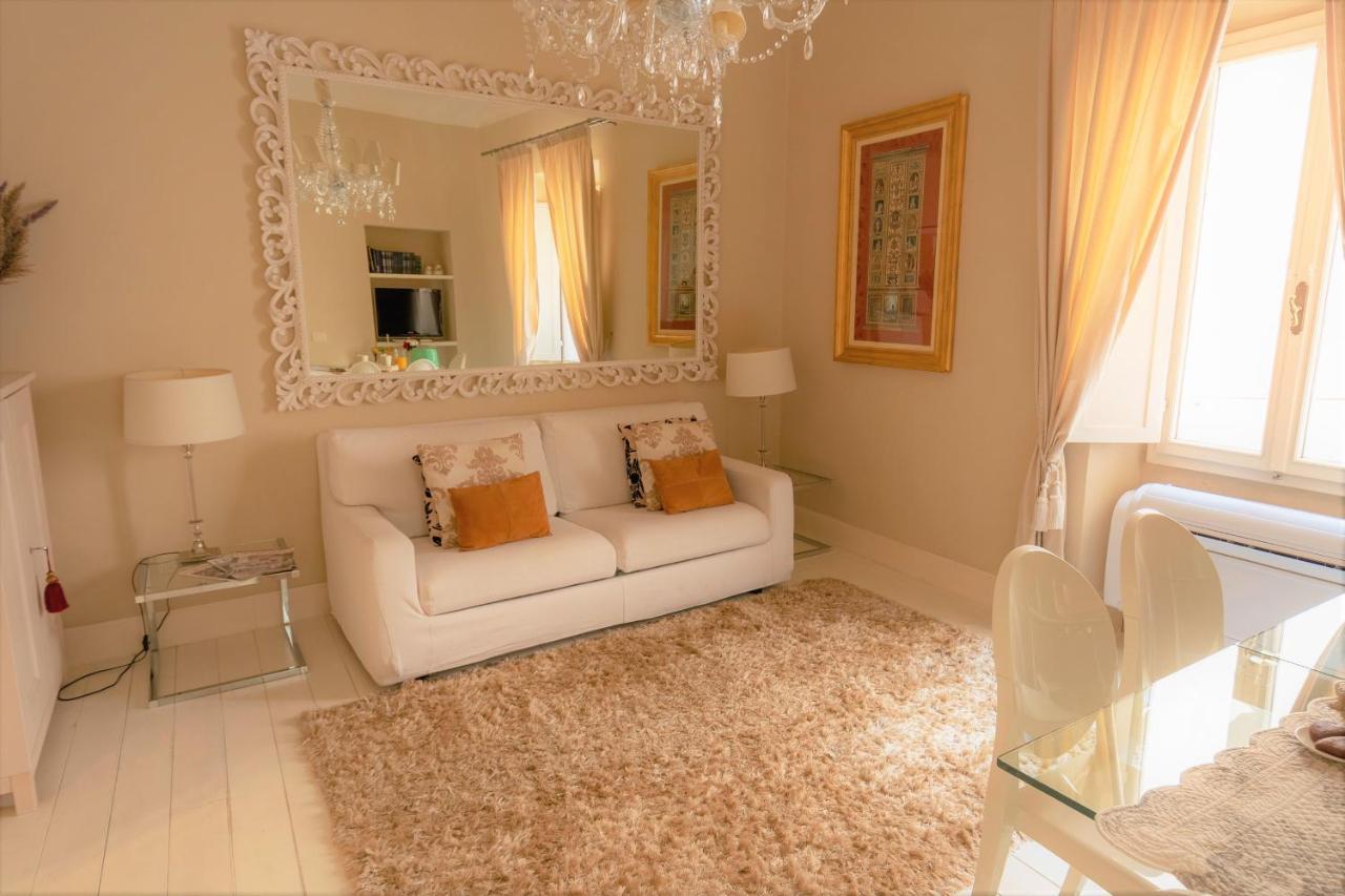 White Florence Suite Kültér fotó