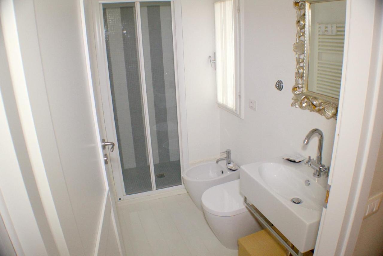 White Florence Suite Kültér fotó